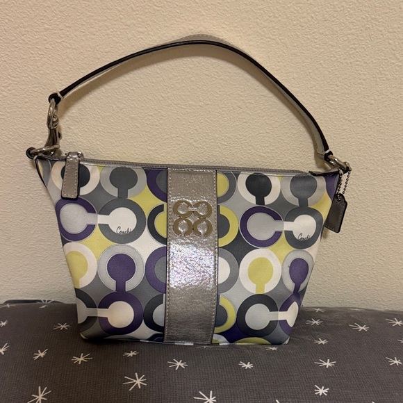 COACH perfectly used condition authentic op art purse. No flaws inside or out. - Picture 1 of 16